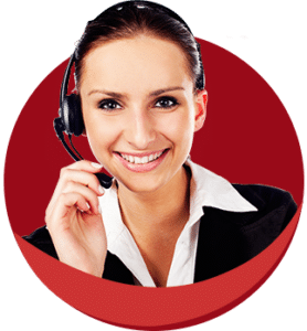 T&eacute;cnico especializado realizando diagn&oacute;stico por v&iacute;deo inspe&ccedil;&atilde;o em rede de esgoto no Parque Flamengo, Guarulhos.